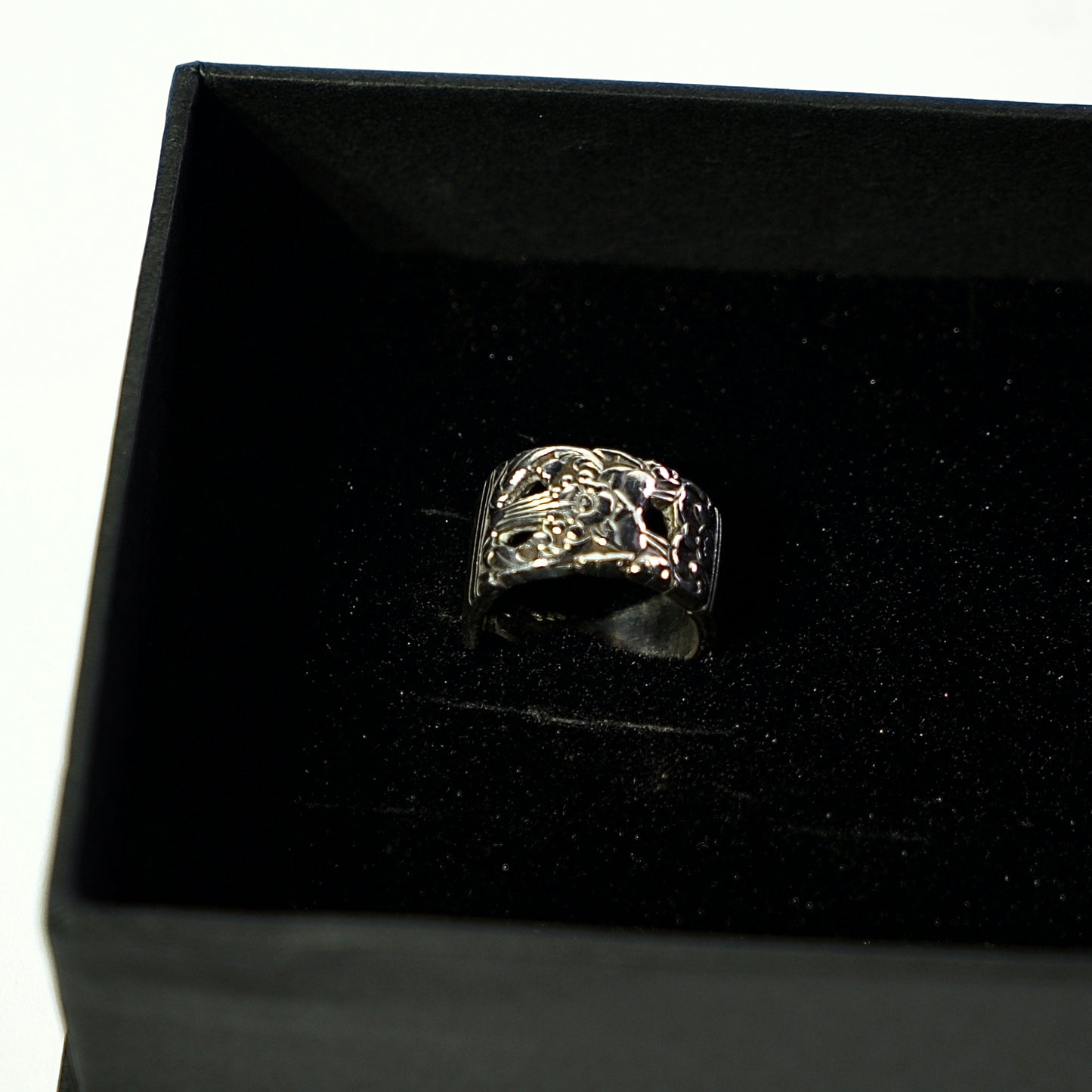 SOLOIST RING