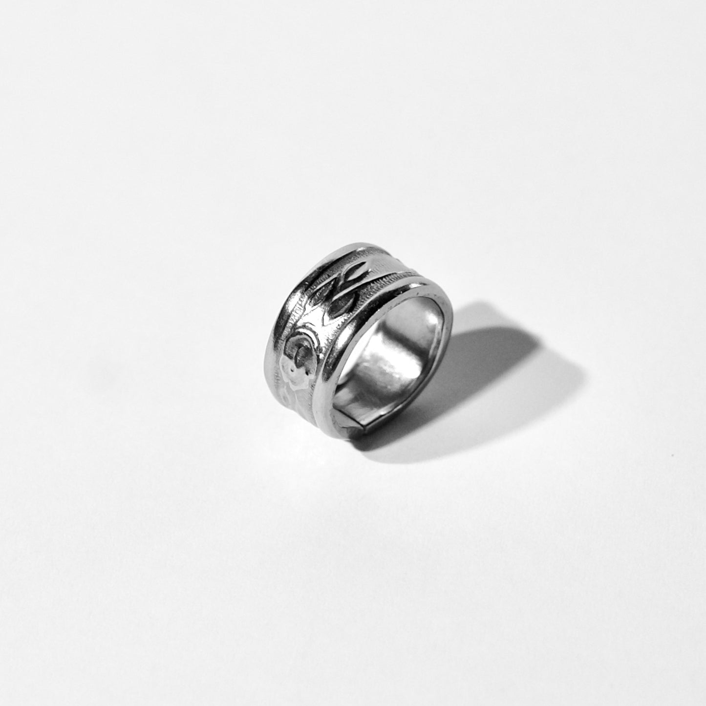 AFFINITY RING